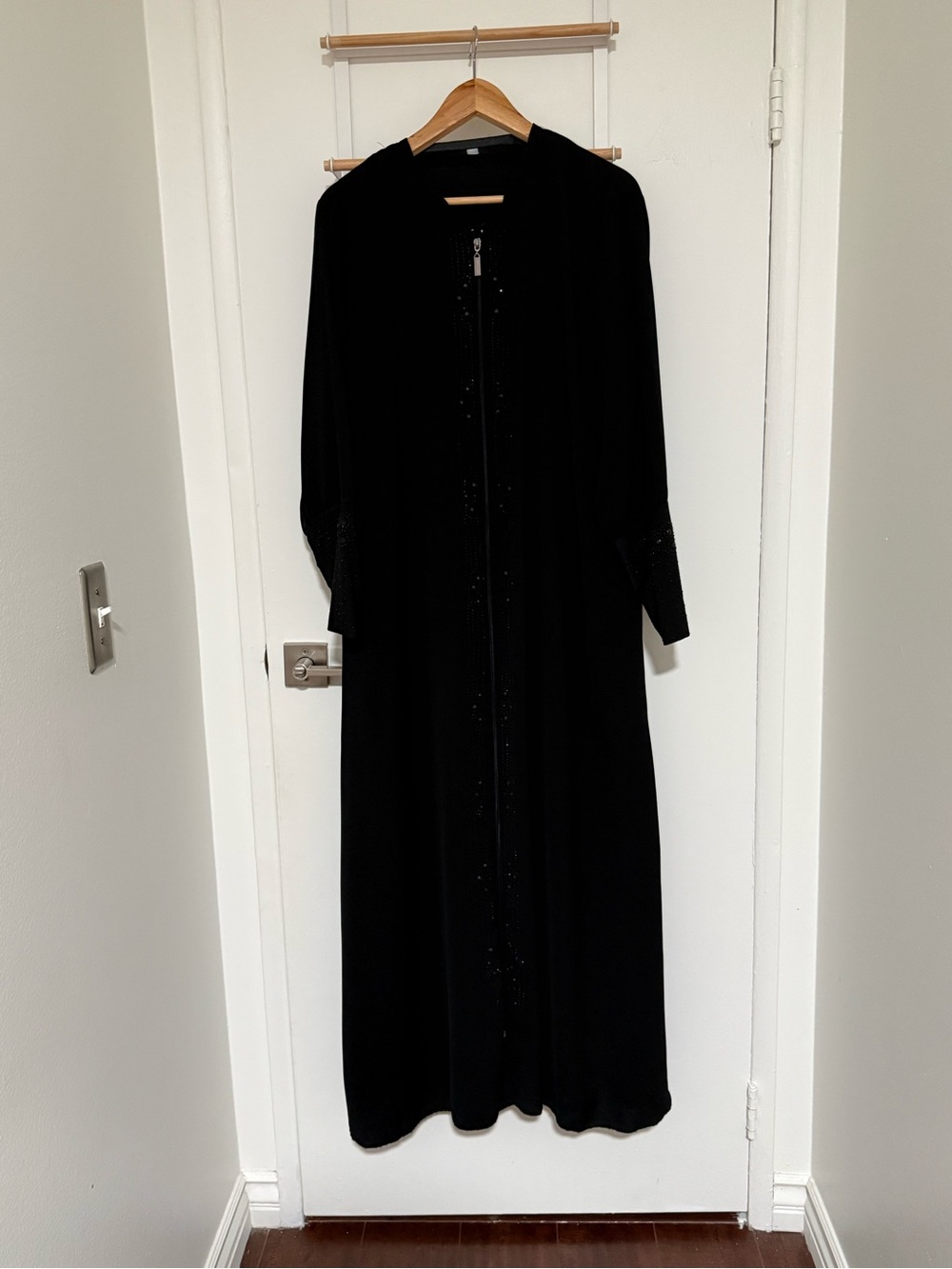 Embellished Black Long Sleeve abaya